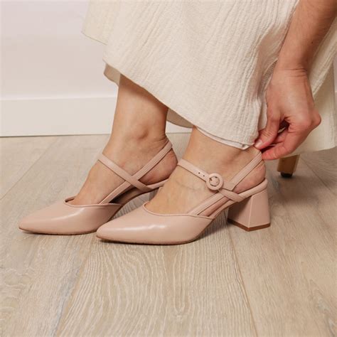 Zapato nude destalonado tacón cómodo LORENA detalle hebilla