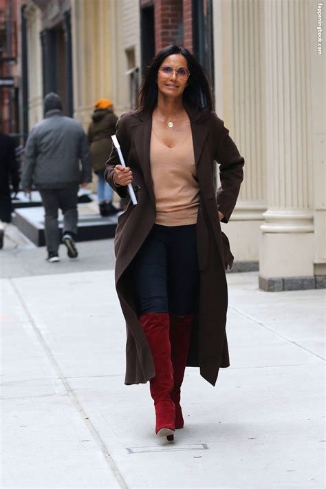 Padma Lakshmi Nude OnlyFans Leaks Fappening Page FappeningBook