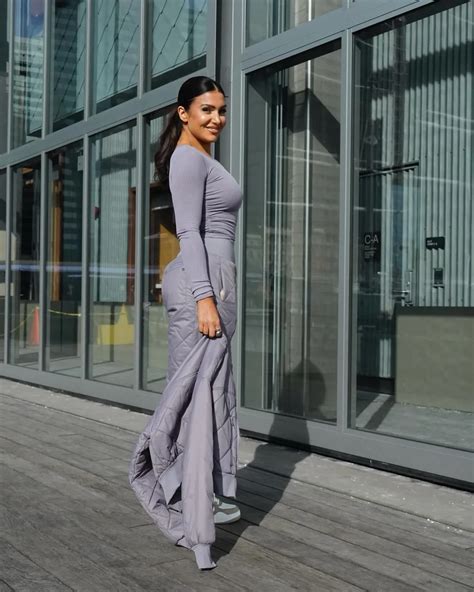 22 Hot And Sexy Molly Qerim Bikini Photos Barnorama