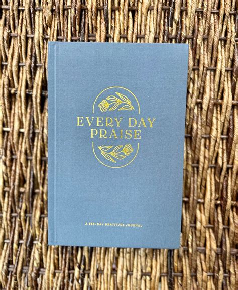 Everyday Praise: 365 Day Gratitude Journal – Saving Grace Christian
