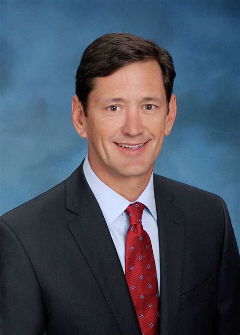 USAA names Peacock president of insurance group, taps Citigroup