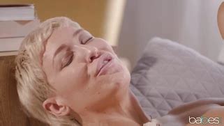 Ryan Keely Got Her Slit Tongued By Mary Moody Porn Movies 3Movs