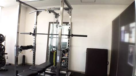 Part Erotic And Beautiful Big Ass A Woman Who Loves Muscle Training And Is Very Conscious Of