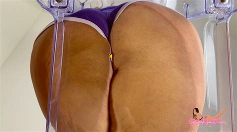 Crushed Under Giantess Classmates Ass K Selena Ryan Clips Sale