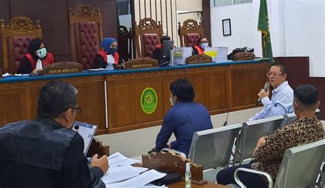 Korupsi Kuota Rokok Di Bp Kawasan Bintan Ribin Setor Rp M Ke M