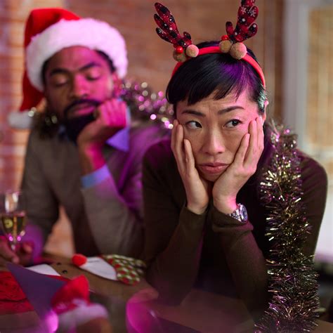 How to Get the 2025 Chex x Peanuts Holiday Tin - Parade