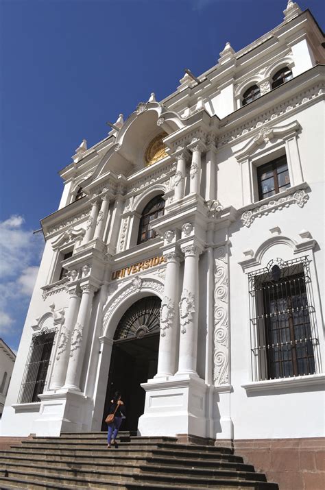 La Universidad de San Francisco Xavier se ubica en el puesto 3 del