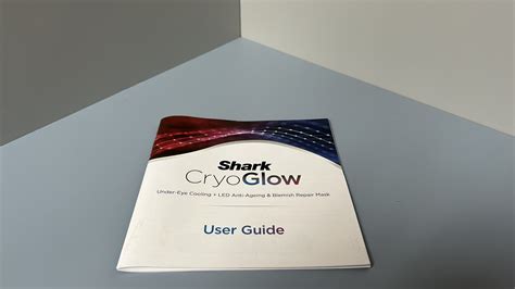 shark cryoglow led face mask 2