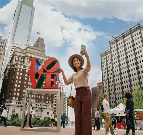 DiscoverPHL - Philadelphia Convention and Visitors Bureau