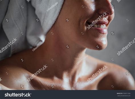 Portrait Cropped Smiling Naked Woman Towel Stock Photo Shutterstock
