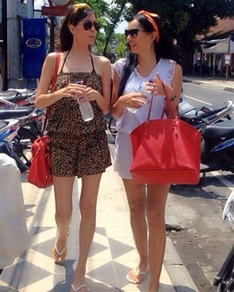 Hot Sexy Kalina Oktarani Bikini Pics