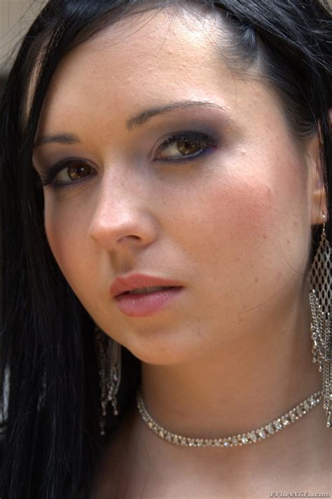 Curvy Angell Summers Slips Off Her Pink Clothes Shows Big Ass And Hot Tits CoedCherry