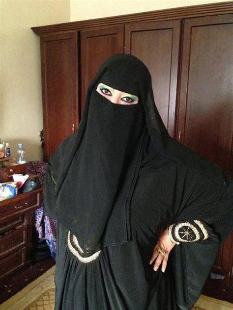 Women Feet Hot Arab Women