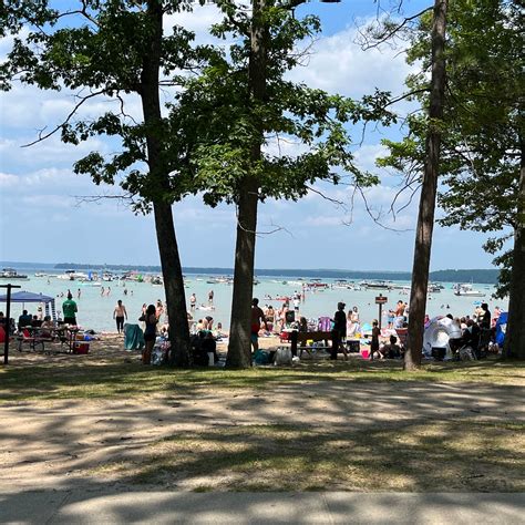 South Higgins Lake State Park Campground | Roscommon, Michigan