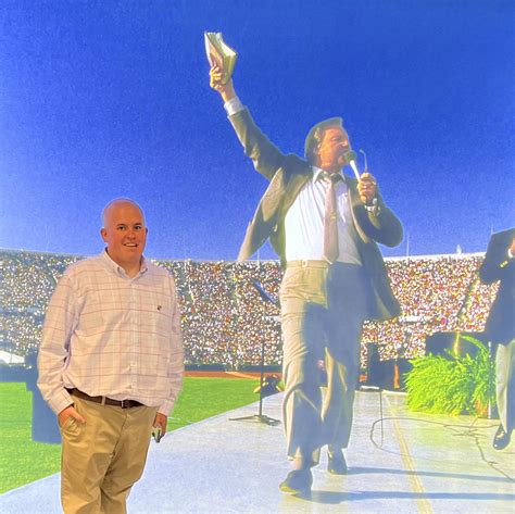 I Feel Jesus | Jimmy Swaggart Such A Wonderful Song Wrote By Carman I