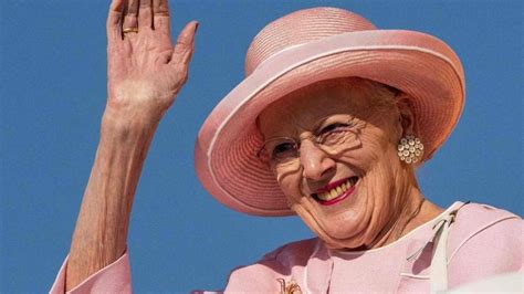 The historic abdication of the popular Margaret II surprises Denmark ...