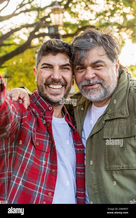 Gay Married Couple Banque De Photographies Et Dimages Haute R Solution Alamy