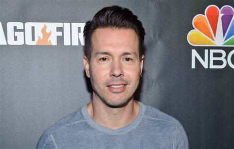 Jon Seda Chicago Pd Net Worth Wife Children Height Wiki