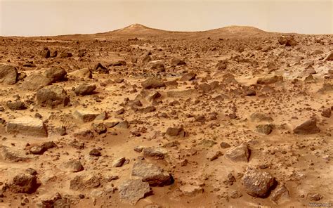 Surface of Mars - Free Space Wallpaper on Sea and Sky 