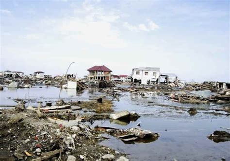 Foto Tsunami Aceh Desember