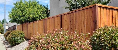 3 Best Fence Types To Withstand High Winds In 2023