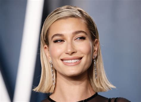Hailey Baldwin Shows Off AMAZING Bikini Body In Trip To Utah PHOTOS