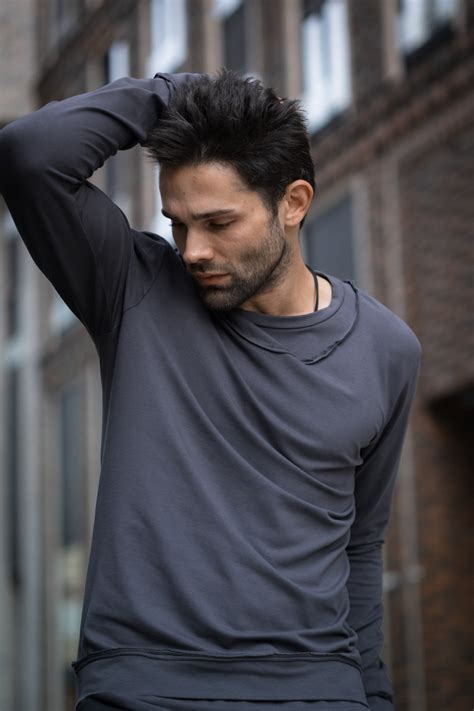 Мужской свитшот из серого футера – купить в интернет-магазине Curlyhouse