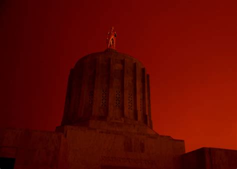 Oregon wildfire map: Track the fires burning across the northwest