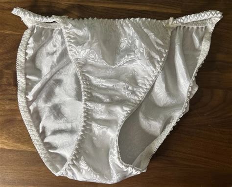 Vintage Delicates Satin String Bikini Panties Sz L Second Skin White Shiny Bows Ebay