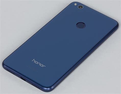 Смартфон Honor 8 Lite
