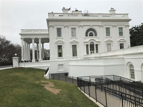 how can i visit the white house 12