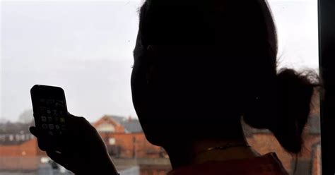 Revenge Porn Victim Humiliated After Naked Photo Sent To Mum Liverpool Echo