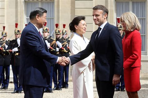 Photo La France Et La Chine C L Brent Cette Ann E Les Ans Des