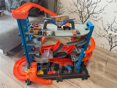 HOT Wheels Гараж трасса Машин Оригинал Автопарковка Игрушки во Владивостоке