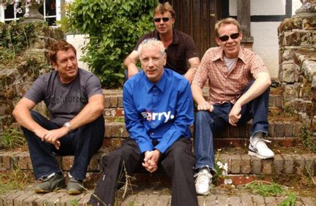 Múltidézés a Sex Pistols 1996 os újraegyesülése Rockbook hu
