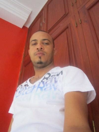 Annonce gay gratuite Plan cul entre mecs Recherche à passer du bon plan cul gay rencontre