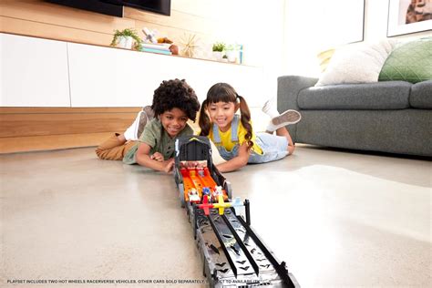 Hot Wheels RacerVerse Pista Do Batman Mattel HXN21 Star Brink Brinquedos