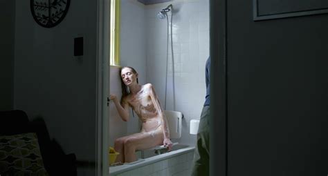 Naked Rachel Pickup In Chronic