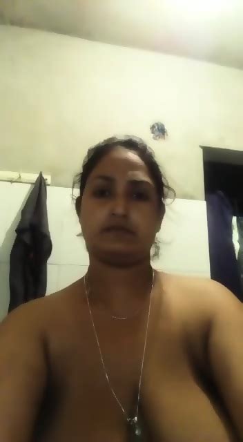 Hot Woman Showing Big Pussy Boobs In Barthroom