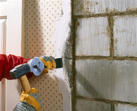 How To Paint Plaster Walls After Removing Wallpaper - bmp-alley
