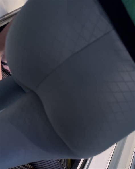 Sexy Latina Ass Slight Vtl In Sexy Tights Spandex Leggings Yoga Pants Forum