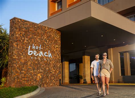 R Veillon Hot Beach Ol Mpia A Virada Mais Incr Vel Do Ano Blog Resorts De Ol Mpia Sp