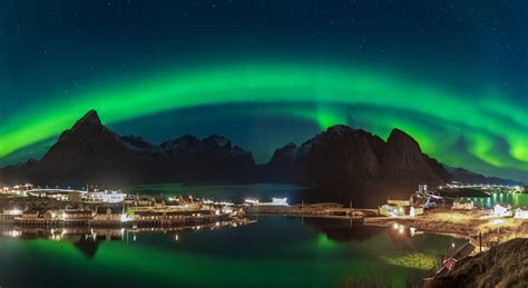 Northern Lights in the Lofoten Islands — I ️ Lofoten