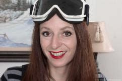 Evane Nordstern Strips Naked In Her Living Room