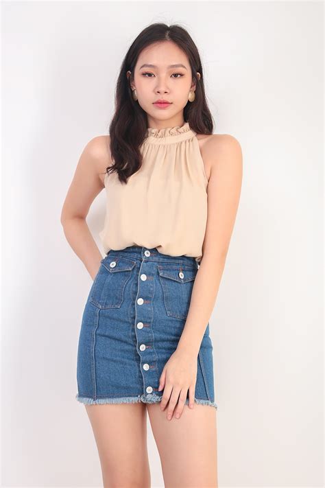 Gemma Halter Top In Nude