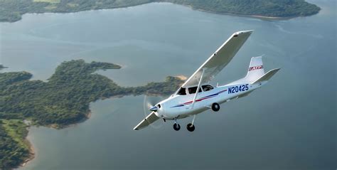 New York Flight Training Center at Long Island MacArthur Airport (ISP