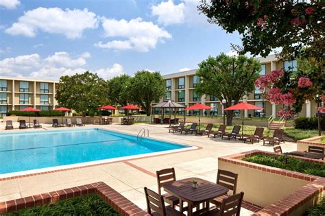 6 Best Recommendations of Dulles Airport Hotel to Stay In
