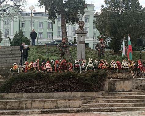 Шуменци почетоха паметта на Левски - Община Шумен