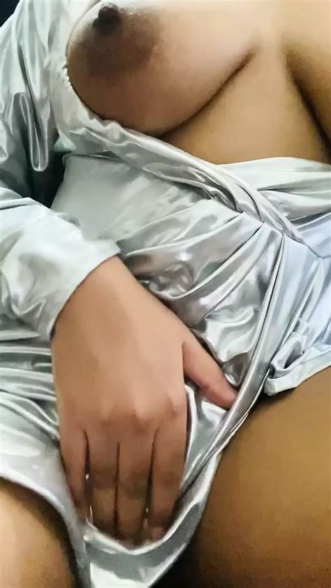 Desi Indian College Girl Showing Pussy Amateur Porn Xhamster