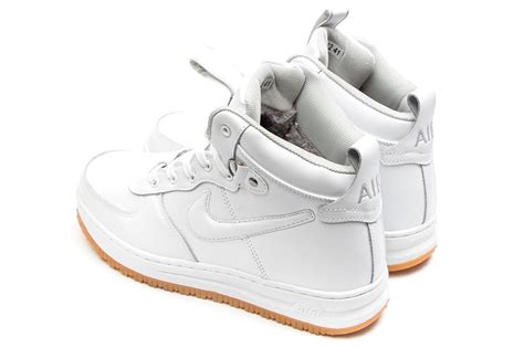 Купить мужские высокие кроссовки на меху Nike Air LF1 белые